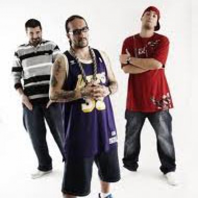 ΝΕΒΜΑ και Νίκος Μίχας live on stage!