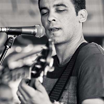 Ο Απόστολος Ρίζος στο Μουσικό Κουτί στο Άργος