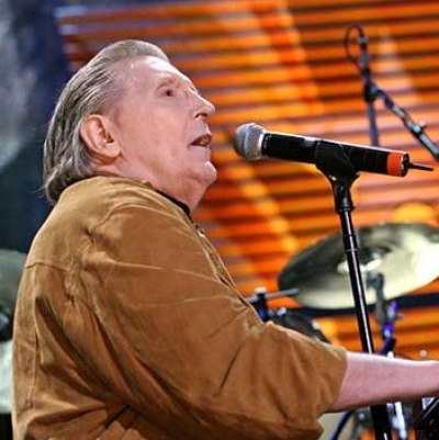 O Jerry Lee Lewis παρουσιάζει την αυτοβιογραφία του