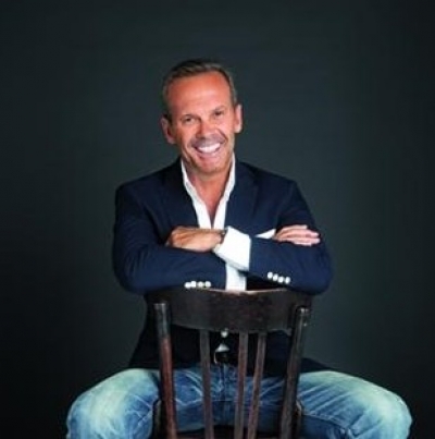 O Σάκης Ρουβάς απόψε το "Βράδυ" με τον Πέτρο Κωστόπουλο