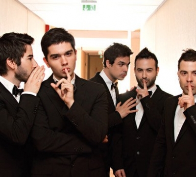 Οι Μέλισσες live στην Γλυφάδα!