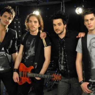 Θες να συμμετέχεις στο νέο video clip των Κόκκινων Χαλιών;