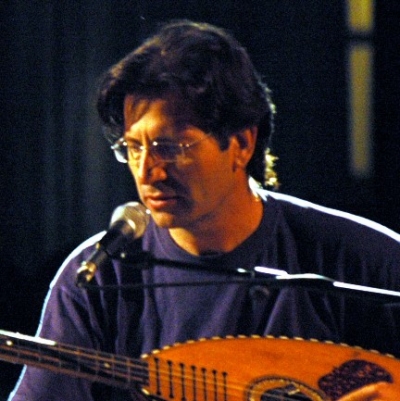 Tελείωσε η καλοκαιρνή περιοδεία του Θανάση Παπακωνσταντίνου