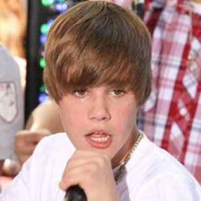 Το ‘My World 2.0′ του Justin Bieber έφτασε τη Διπλή πλατίνα!