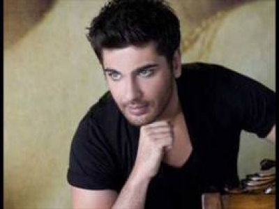 Ακούστε το νέο τραγούδι του Διονύση Μακρή!!!