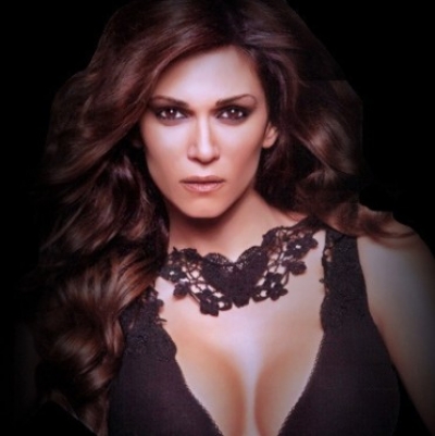 Η Έλλη Κοκκίνου στην Ελένη Μενεγάκη