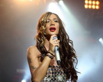 Η Πάολα ηχογραφεί το νέο της άλμπουμ!