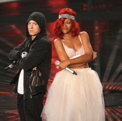 It's here: Το "Love The Way You Lie" Part 2 των Rihanna/ Eminem