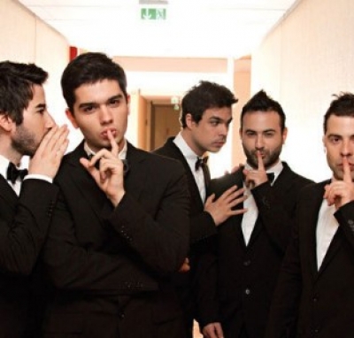 O Λάμψη 92,3 live στο the mall athens με Μέλισσες