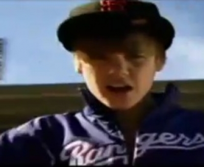 Το νέο ακουστικό Video του Justin Bieber!