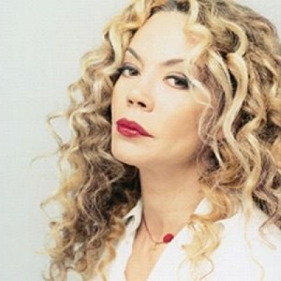 Το νέο τραγούδι της Ελένης Δήμου!