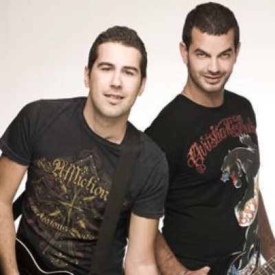 Απόψε Μιχάλης Εμιρλής, Γιώργος Τεντζεράκης και Σαλίνα στο Σταυρό του Νότου!