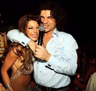 "Δε Συγκρίνεσαι" - Κέλλυ Κελεκίδου & Νίκος Κουρκούλης! Ακούστε το...