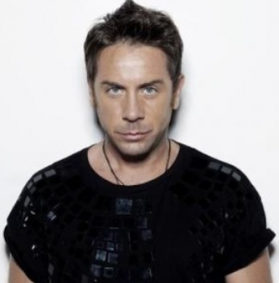 Γιώργος Μαζωνάκης: « Είχα ψώνιο να γίνω τραγουδιστής.»