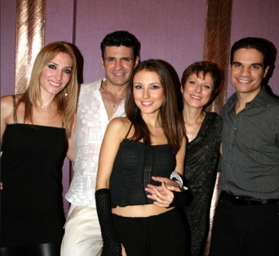 «Η Αθήνα τη νύχτα» συνεχίζει την επιτυχία της στο ‘Lido επί σκηνής’