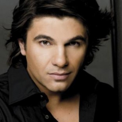 Νίκος Κουρκούλης: «Άνοιγε το μυαλό μου με τη μουσική.»