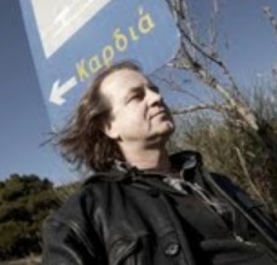 Ο Νίκος Ζιώγαλας «On the Road»