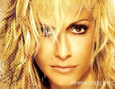 Πλάνα από το νέο videoclip της Άννας Βίσση : Αγάπη είναι εσύ