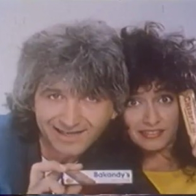 Άννα Βίσση – Νίκος Καρβέλας : Σπάνιο βίντεο από διαφήμιση σοκολάτας