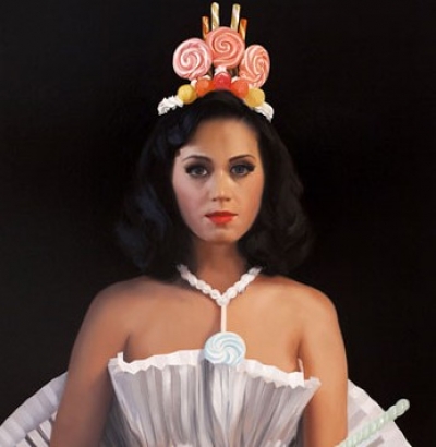 Η Katy Perry σε έκθεση με ζαχαρωτά!