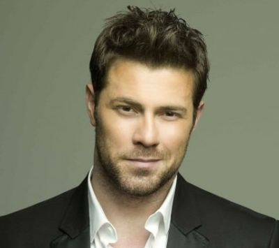 Λίγες μέρες πριν τον τελικό του 'Just the 2 of us' ο Χολίδης στο 'Βράδυ'..