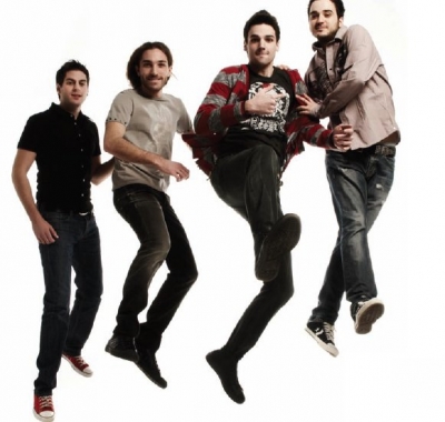 Νέο video clip από Κόκκινα Χαλιά!