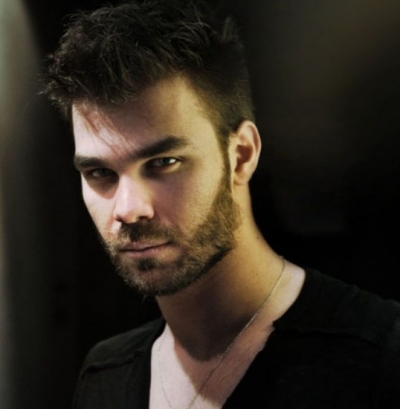 Ο Γιώργος Σαμπάνης live @ New York Athens club!