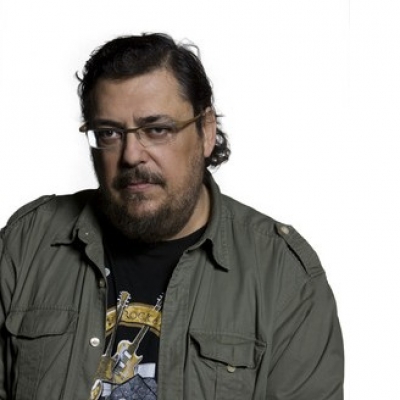 Ο Λαυρέντης Μαχαιρίτσας στο ραδιόφωνο του e-rock