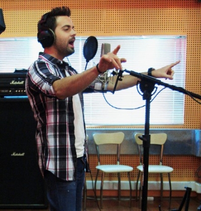 Τα νέα τραγούδια του Ηλία Βρεττού!