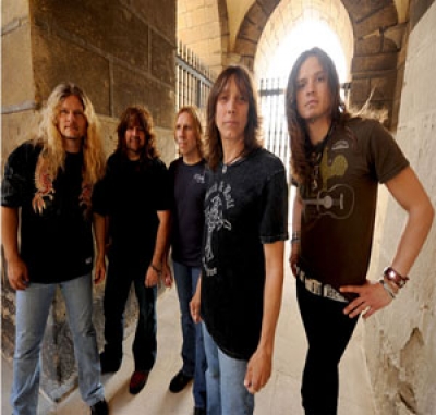 Tesla - Επετειακό ακουστικό άλμπουμ 