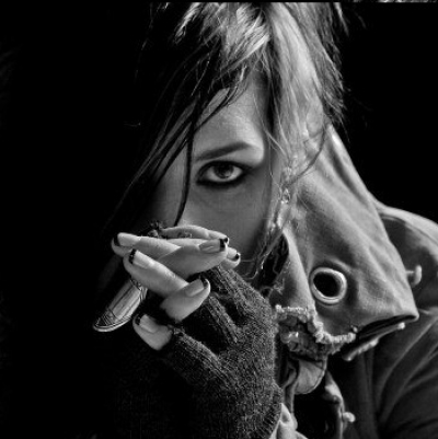 Ακούστε την πρωτότυπη έκδοση του "Love the way you lie"!