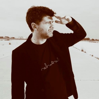 Απόψε ο Φοίβος Δεληβοριάς στην μουσική σκηνή «ΜΕΤΡΟ»