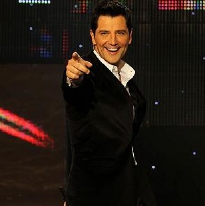 Απόψε ο ημητελικός του X-Factor και 3 νέα τραγούδια απο τον Σάκη Ρουβά