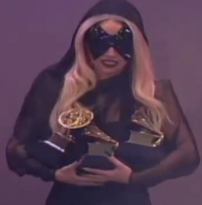 Δείτε τη Lady GaGa στην εκπομπή του Jay Leno να μιλάει για τη Madonna και πολλά άλλα!