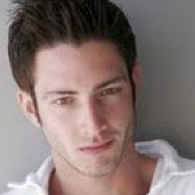 Δείτε το video clip του Θεοχάρη Ιωαννίδη με πρωταγωνίστρια την Αθηναίδα Νέγκα !