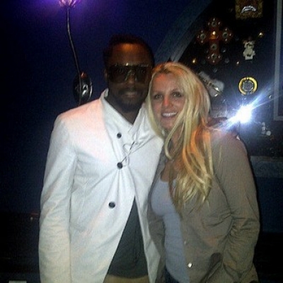 Η Britney ηχογραφεί με τον will.i.am!