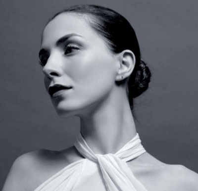 Η Φωτεινή Δάρρα τραγουδήσε τον Έρωτα "Μια νύχτα μόνο"!!