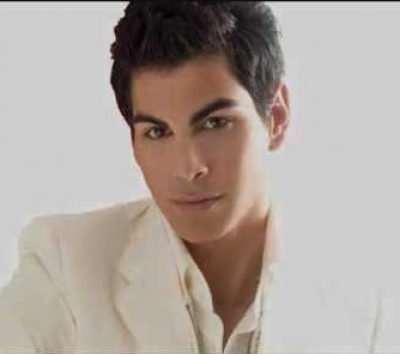 Νέα συνεργασία για τον Σταύρο Κωνσταντίνου!