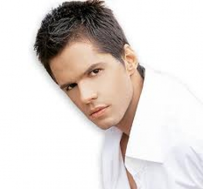 Ο Γιώργος Τσαλίκης και η Έλενα Μεταξά στην Ελένη Μενεγάκη την Τσικνοπέμπτη..