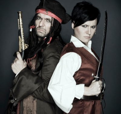 Οι "Πειρατές"  της Μπέσσυ Μάλφα στη Μουσική σκηνή Stage, Θεσσαλονίκη!