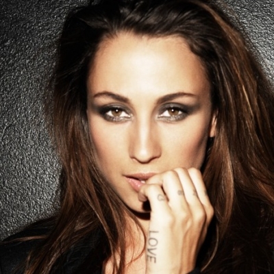 To νέο single και video της Medina!