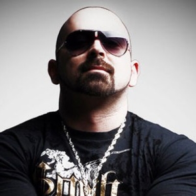 Το νέο τραγούδι του BO Feat. Καλομοίρα! 