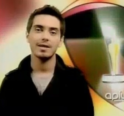 Video: Ο Μιχάλης Χατζηγιάννης στα Αρίων 2006!