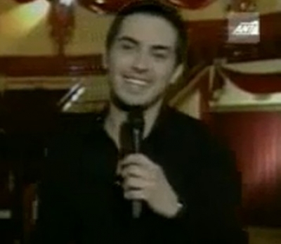 Video: Ο Μιχάλης Χατζηγιάννης στα βραβεία Αρίων!