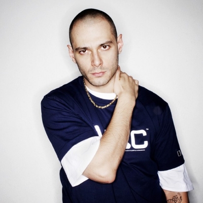 Άκουσε το no1 τραγούδι στην Ιταλία αυτή τη στιγμή!