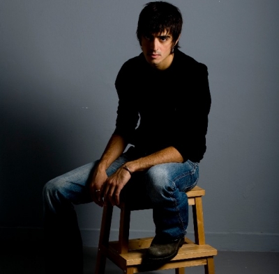 Απόψε ο ΠΑΥΛΟΣ ΣΥΝΟΔΙΝΟΣ «Μικρές Ελπίδες»... στο Σταυρό του Νότου Club!