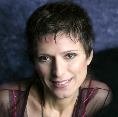 Η Αναστασία Μουτσάτσου 7 & 14/5 live @ Αγγέλων Βήμα.