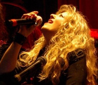 Η Ελισάβετ Καρατζόλη στο Δίφωνο!