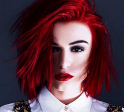 Μεγαλοφυές το νέο άλμπουμ της Cher Lloyd!