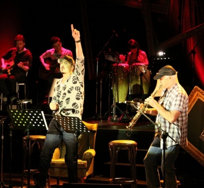 Το MTV Unplugged Session με τους Goin' Through 18/4 οθόνες μας!